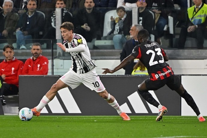 记者：国米签哈伊杜克18岁中卫布拉尼米尔的交易已完成80%（记者：国米引进哈伊杜克18岁中卫布拉尼米尔的转会已完成八成）