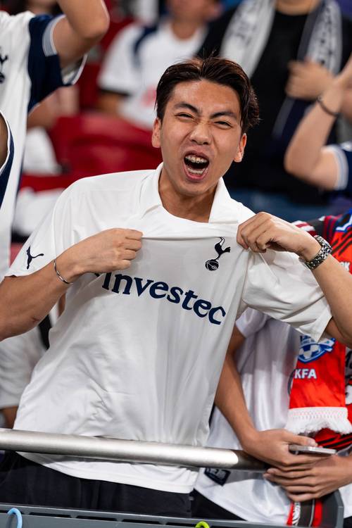 里程碑！科比·怀特生涯三分命中数突破1000记（科比·怀特达成生涯1000记三分里程碑）